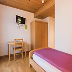 Alpenrose Beim Ballenberg 3*