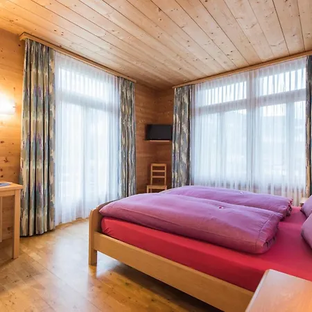 Bed & Breakfast Alpenrose Beim Ballenberg 3*