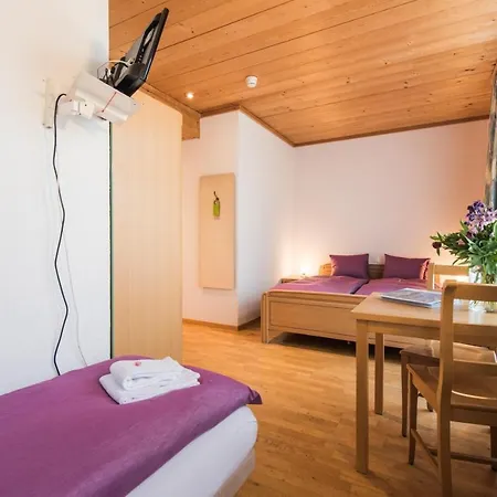 Bed & Breakfast Alpenrose Beim Ballenberg Hofstetten bei Brienz