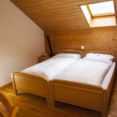 Alpenrose Beim Ballenberg Bed & Breakfast 3*