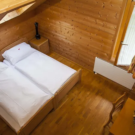 Bed & Breakfast Alpenrose Beim Ballenberg