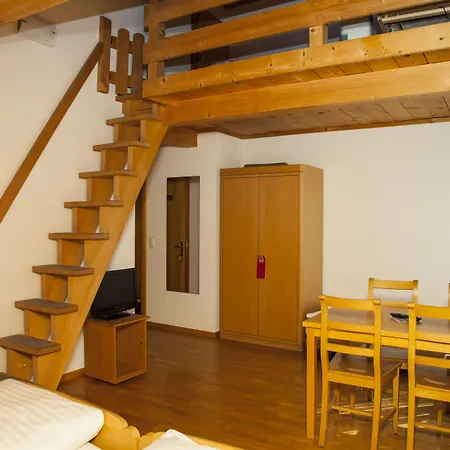 Bed & Breakfast Alpenrose Beim Ballenberg 3*