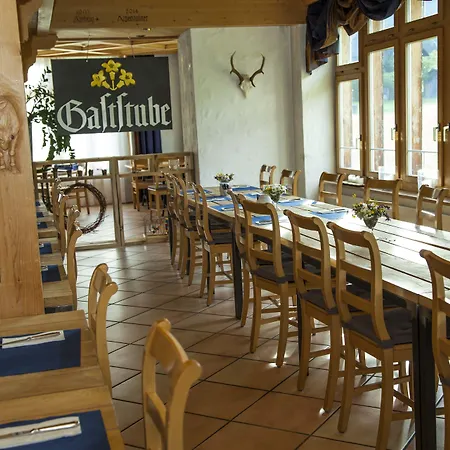 Alpenrose Beim Ballenberg 3*