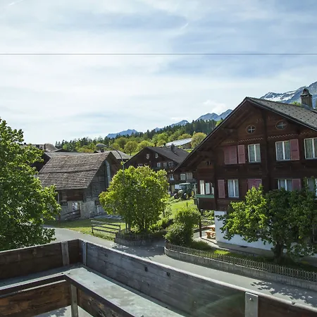 Alpenrose Beim Ballenberg Bed & Breakfast