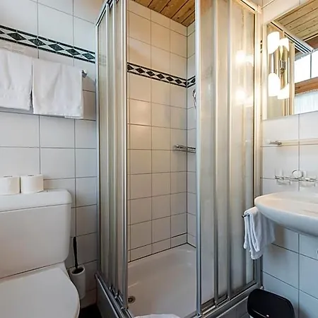 Alpenrose Beim Ballenberg Bed & Breakfast 3*