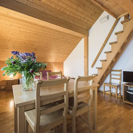 Alpenrose Beim Ballenberg Bed & Breakfast 3*