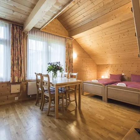 Alpenrose Beim Ballenberg Bed & Breakfast