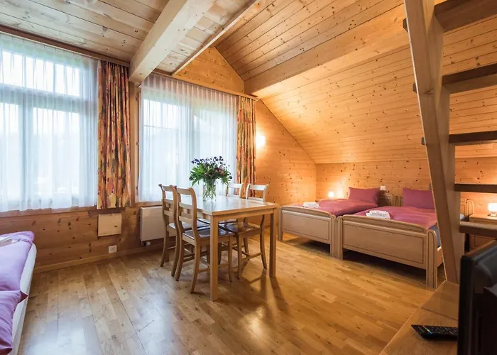 Alpenrose Beim Ballenberg Bed & Breakfast