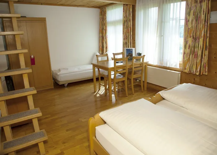 Alpenrose Beim Ballenberg Hofstetten bei Brienz