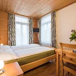 Alpenrose Beim Ballenberg Bed & Breakfast 3*