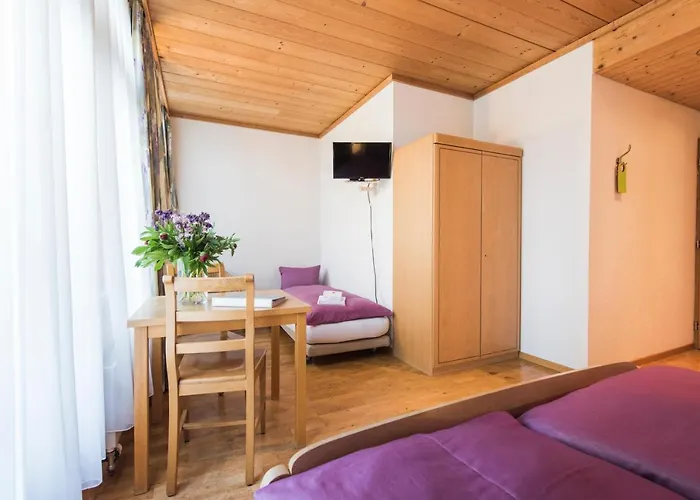 Alpenrose Beim Ballenberg 3*