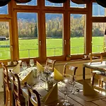 Alpenrose Beim Ballenberg فندق مبيت وإفطار Hofstetten bei Brienz