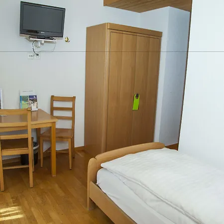 Nocleg ze śniadaniem Alpenrose Beim Ballenberg