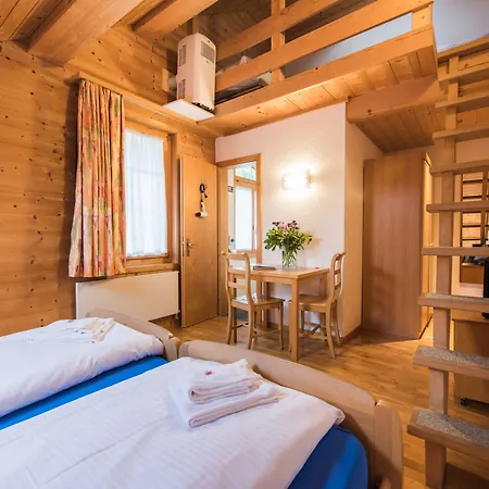 Nocleg ze śniadaniem Alpenrose Beim Ballenberg 3*