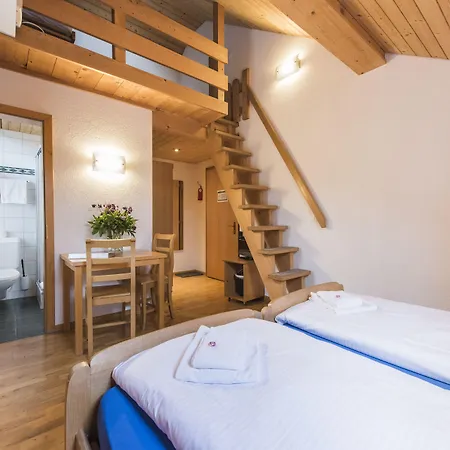 Nocleg ze śniadaniem Alpenrose Beim Ballenberg 3*